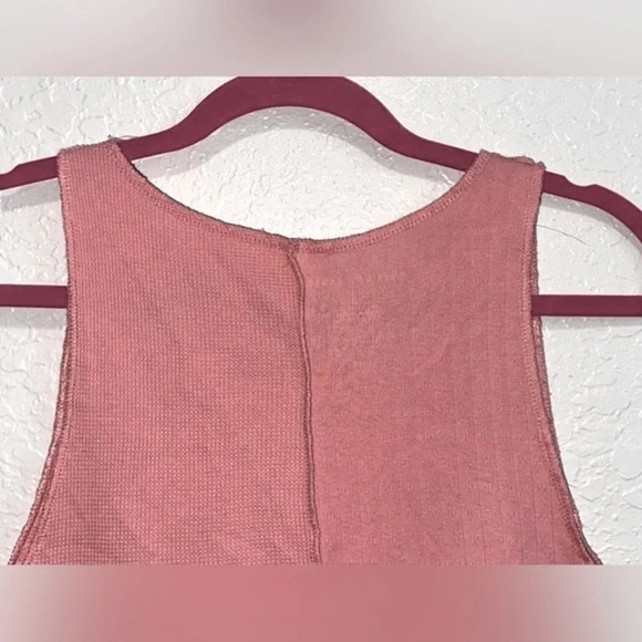 American Eagle Pink Cropped Tank Top - Picture 5 of 10